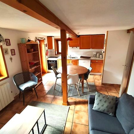"Chalet Les Aravis" Chalet Et Appartements ル・グラン・ボルナン エクステリア 写真
