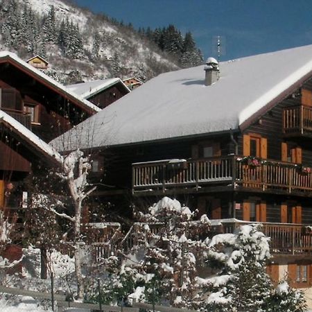 "Chalet Les Aravis" Chalet Et Appartements ル・グラン・ボルナン エクステリア 写真