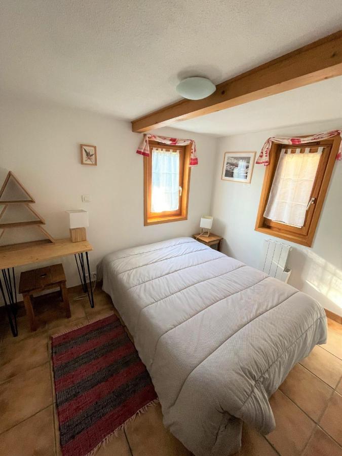 "Chalet Les Aravis" Chalet Et Appartements ル・グラン・ボルナン エクステリア 写真