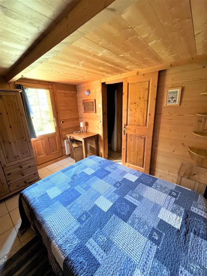 "Chalet Les Aravis" Chalet Et Appartements ル・グラン・ボルナン エクステリア 写真