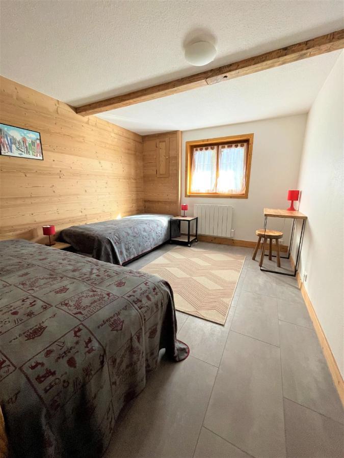 "Chalet Les Aravis" Chalet Et Appartements ル・グラン・ボルナン エクステリア 写真